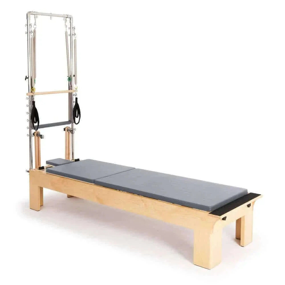 Eleganter Pilates-Reformer mit Turm – Komfort und Leistung