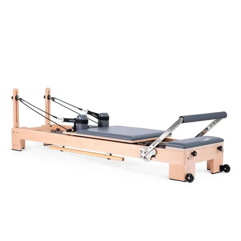 Hochwertiger Pilates-Reformer aus Holz für Studios und Zuhause